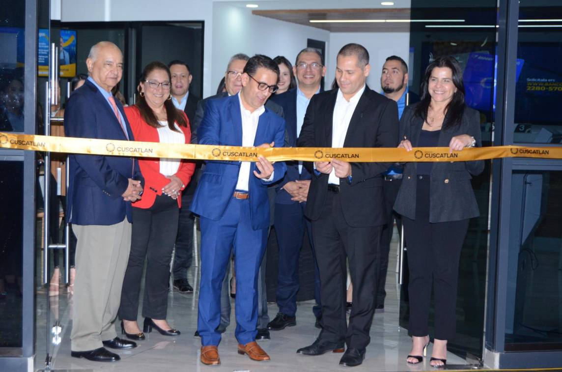Banco Cuscatlán inaugura agencia y oficinas administrativas