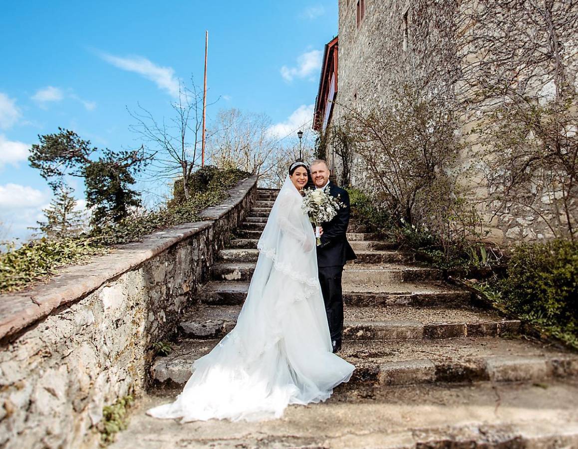 Boda en Suiza: “El sí quiero” de Gissela Tábora y Kaleb Steinhauer Boda en Suiza: “El sí quiero” de Gissela Tábora y Kaleb Steinhauer