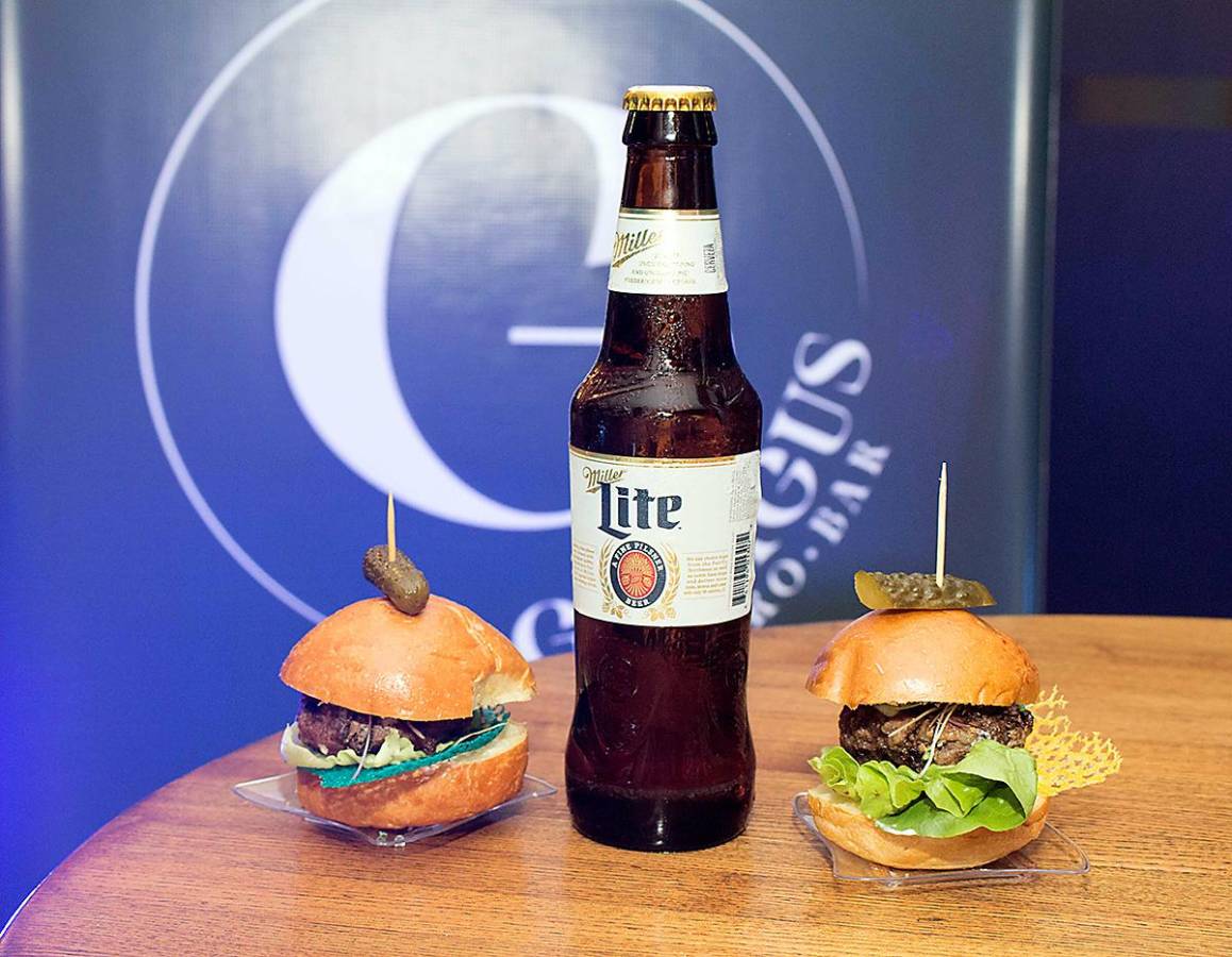 Un éxito la “Miller Lite Experience” Un éxito la “Miller Lite Experience”