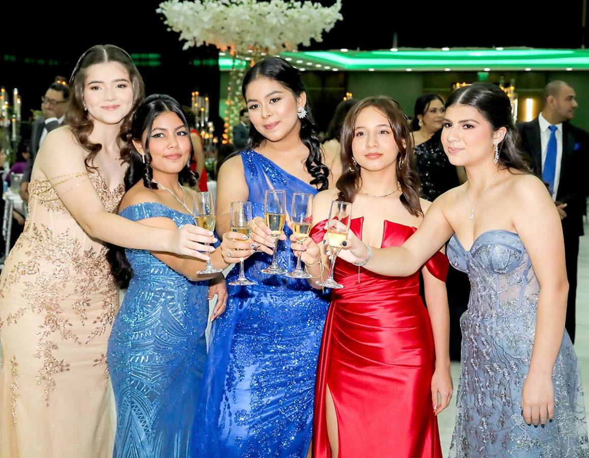 Prom 2024 del Instituto Experimental La Salle Prom 2024 del Instituto Experimental La Salle