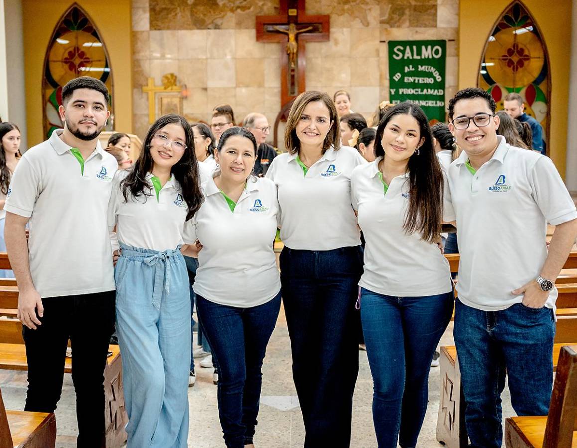 Misa de Acción de Gracias por los 75 años de Laboratorio Bueso Arias Misa de Acción de Gracias por los 75 años de Laboratorio Bueso Arias