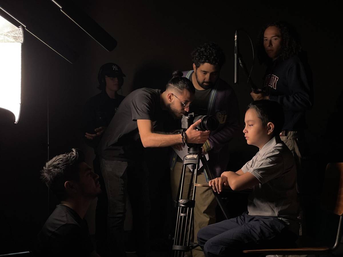 Detrás de cámara del cortometraje “El Monstruo de Mi Cuarto” Detrás de cámara del cortometraje “El Monstruo de Mi Cuarto”