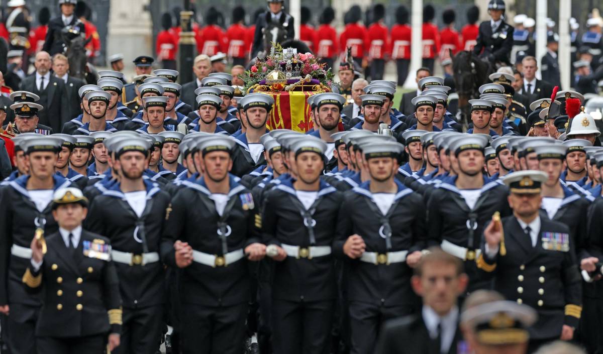 El Reino Unido y el mundo despiden a Isabel II con un grandioso funeral en Londres El Reino Unido y el mundo despiden a Isabel II con un grandioso funeral en Londres