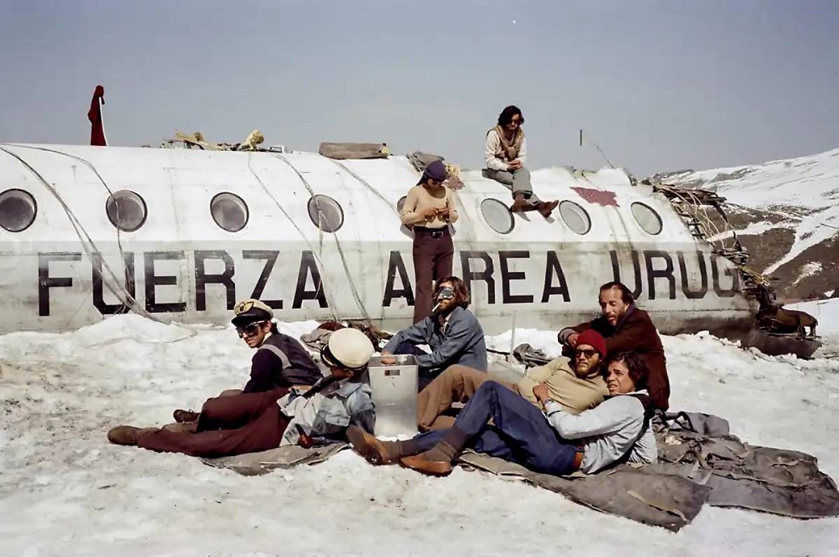 La Sociedad de la Nieve, el retrato más fiel de la tragedia de Los Andes La Sociedad de la Nieve, el retrato más fiel de la tragedia de Los Andes