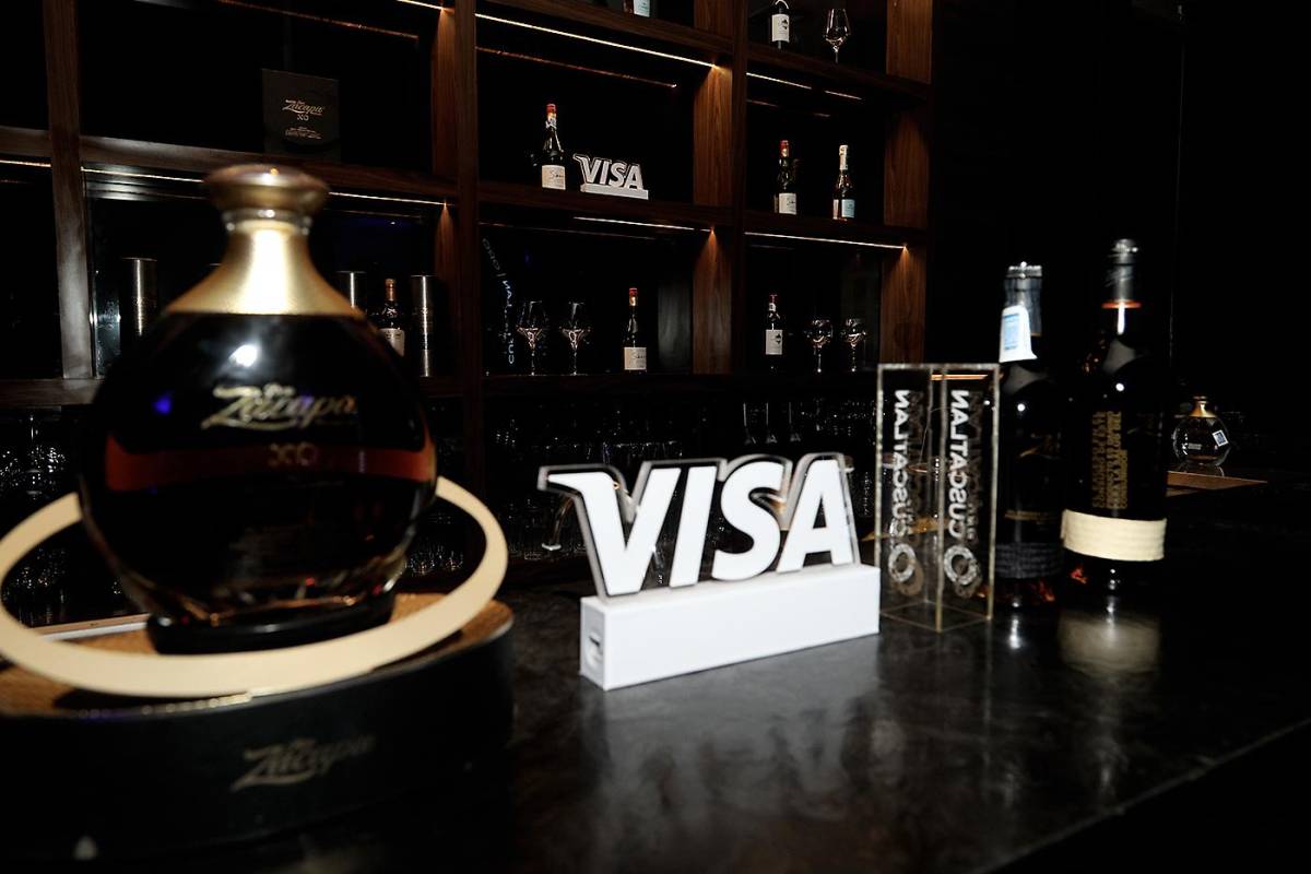 Banca CUSCATLAN ORO: el arte de vivir lo extraordinario Banca CUSCATLAN ORO: el arte de vivir lo extraordinario