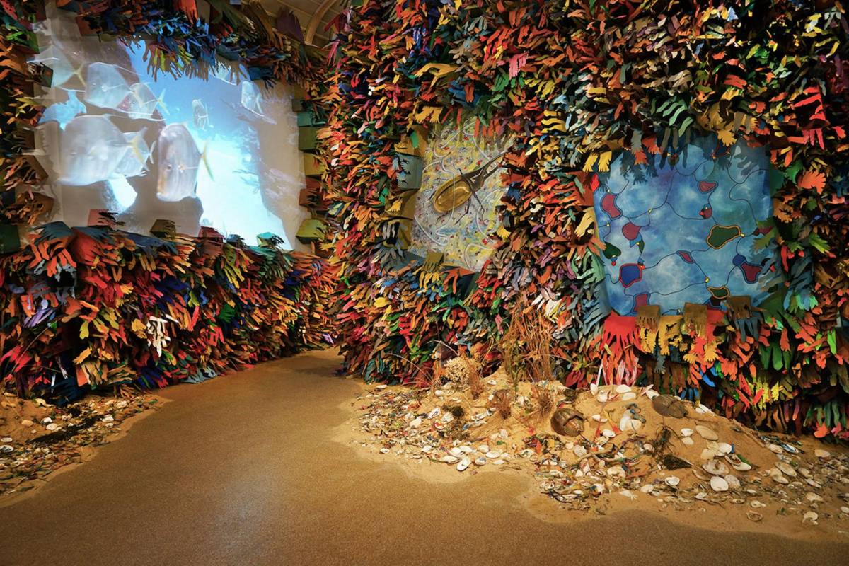 Instalación “Light of the Ocean”, 2018, Southampton Arts Center, New York. Instalación “Light of the Ocean”, 2018, Southampton Arts Center, New York.
