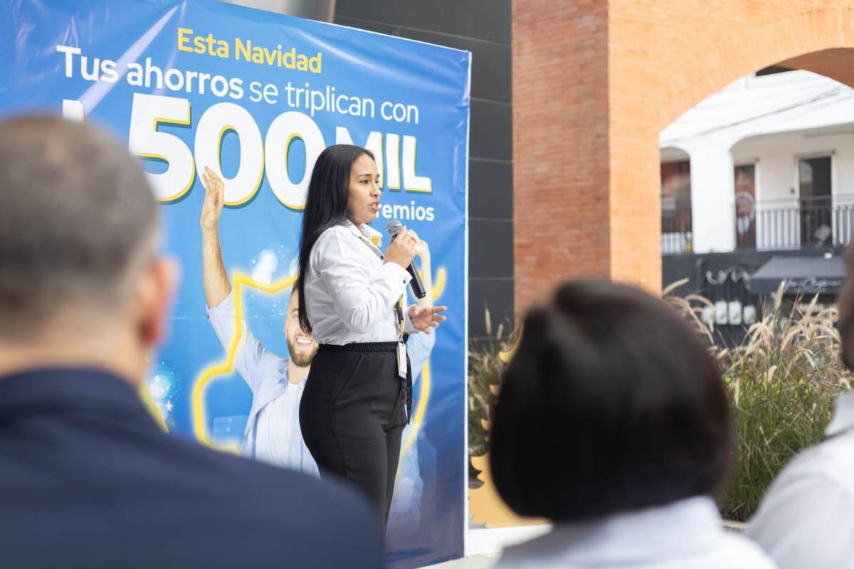 Banco CUSCATLAN lanza promoción: ¡En esta Navidad tus ahorros se triplican! Banco CUSCATLAN lanza promoción: ¡En esta Navidad tus ahorros se triplican!