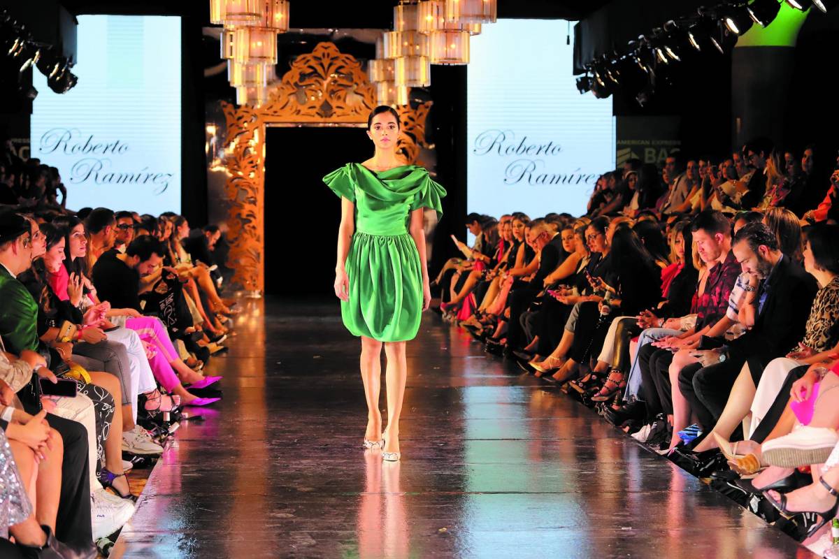 Pasarela Roberto Ramírez en Estilo Moda 2019. Pasarela Roberto Ramírez en Estilo Moda 2019.