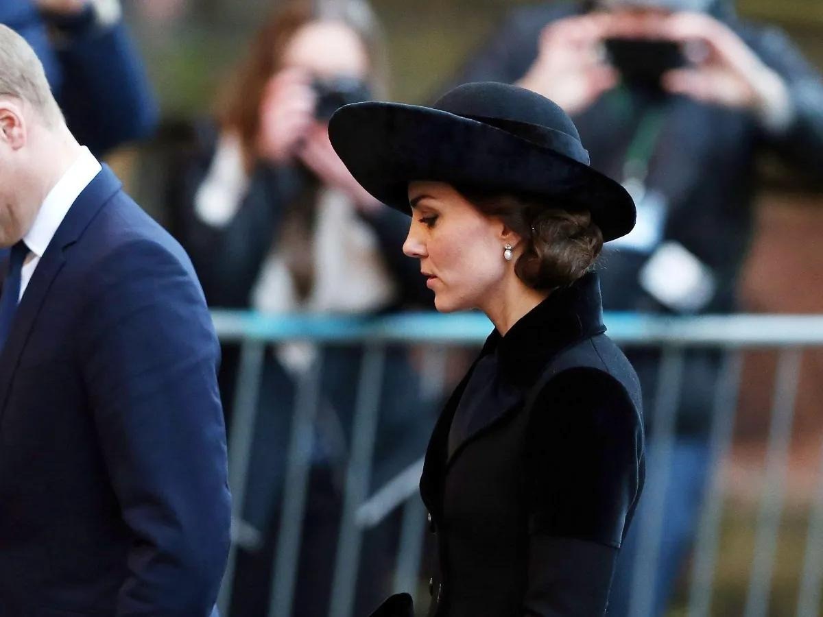 Kate Middleton rinde homenaje a la reina Isabel II