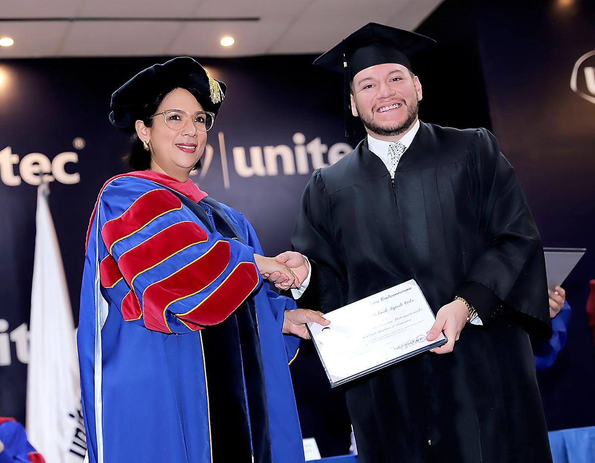 Graduaciones de Pregrado UNITEC TGU 2024