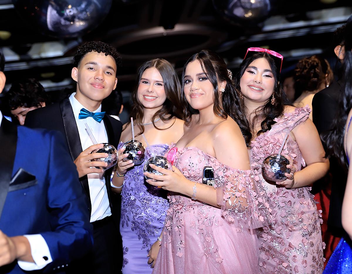 Fiesta de la prom 2025 de Mayan School