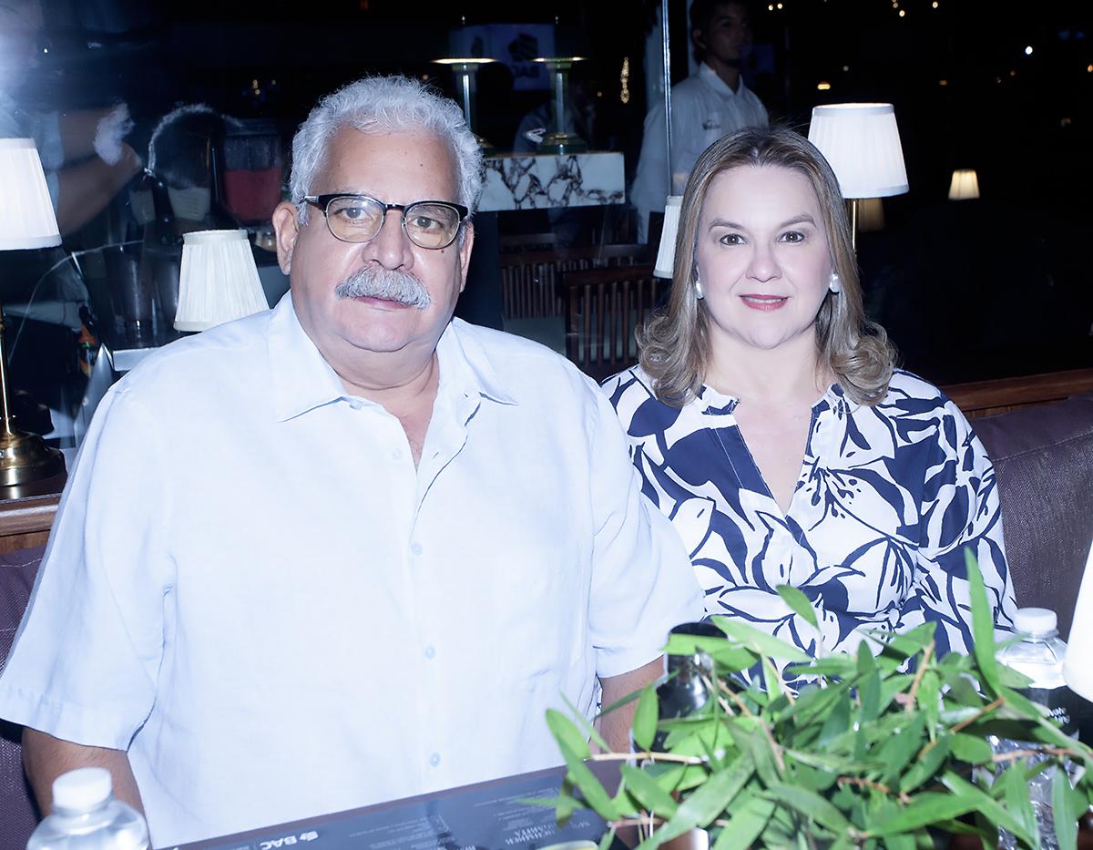 Carlos y Norma Restrepo.
