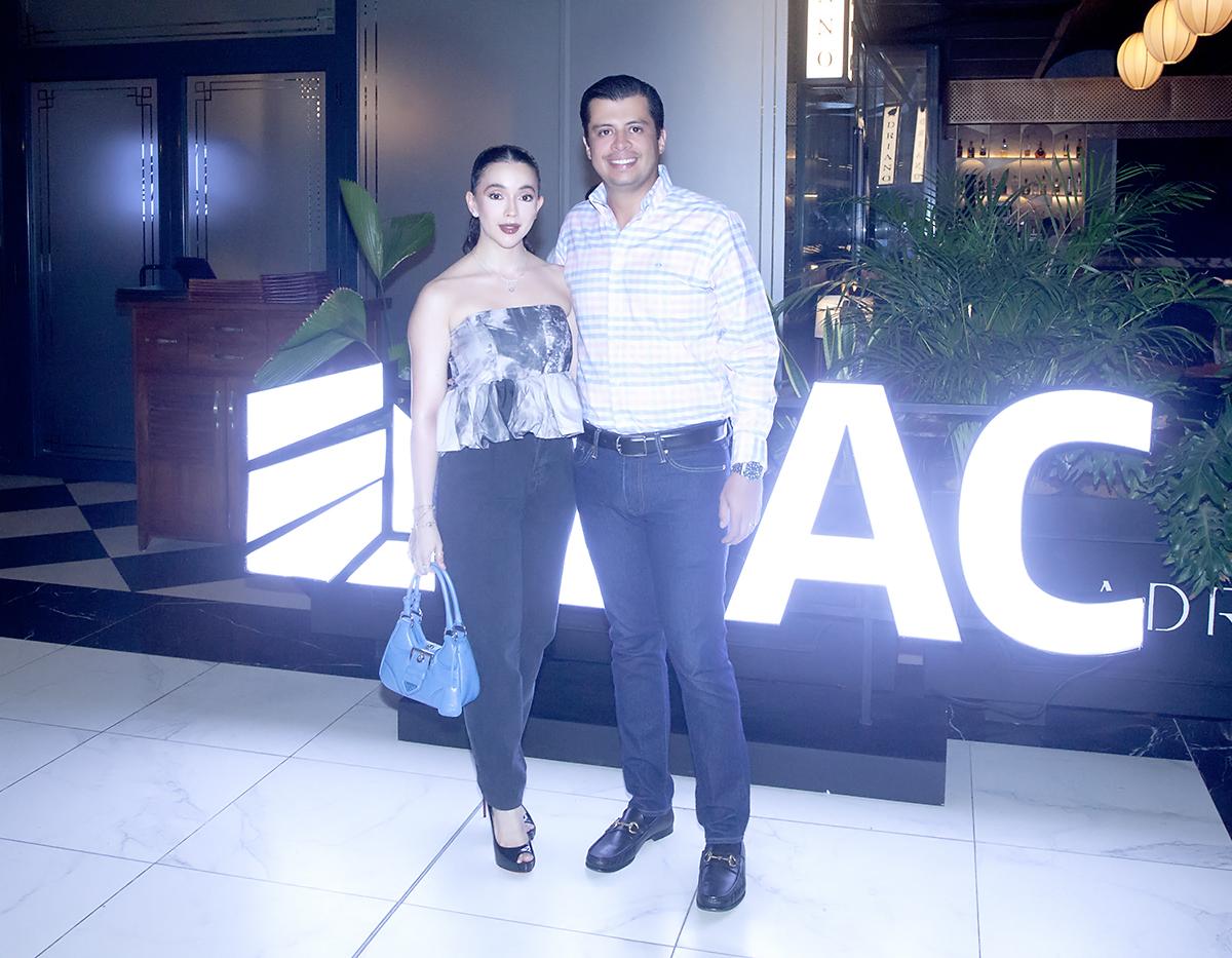 Nancy Tejada y David Villanueva.