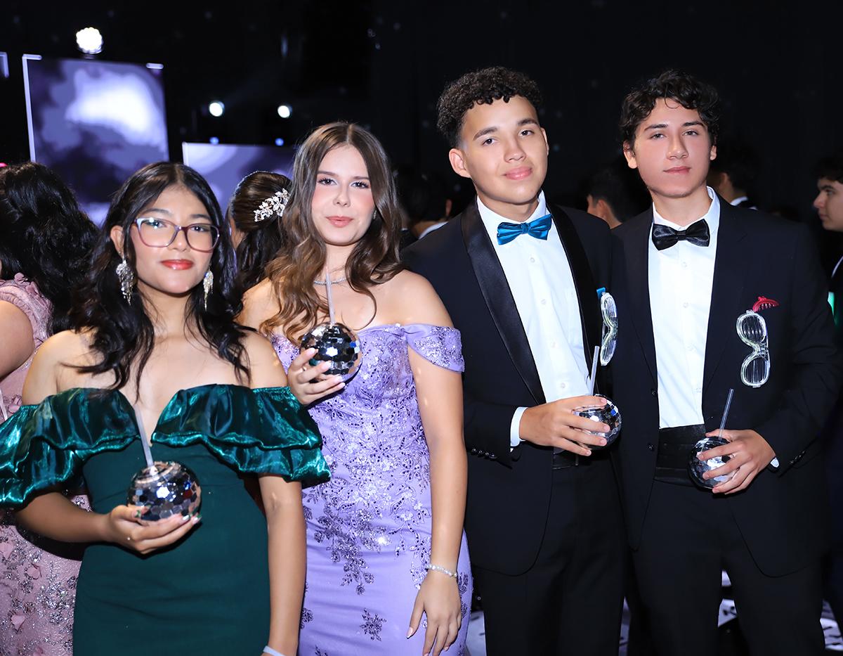 Fiesta de la prom 2025 de Mayan School