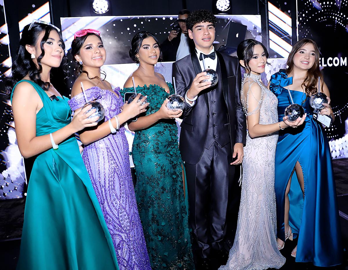 Fiesta de la prom 2025 de Mayan School