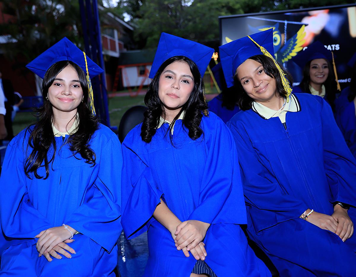 Avril Díaz, Anyel Godoy y Ana Moncada.