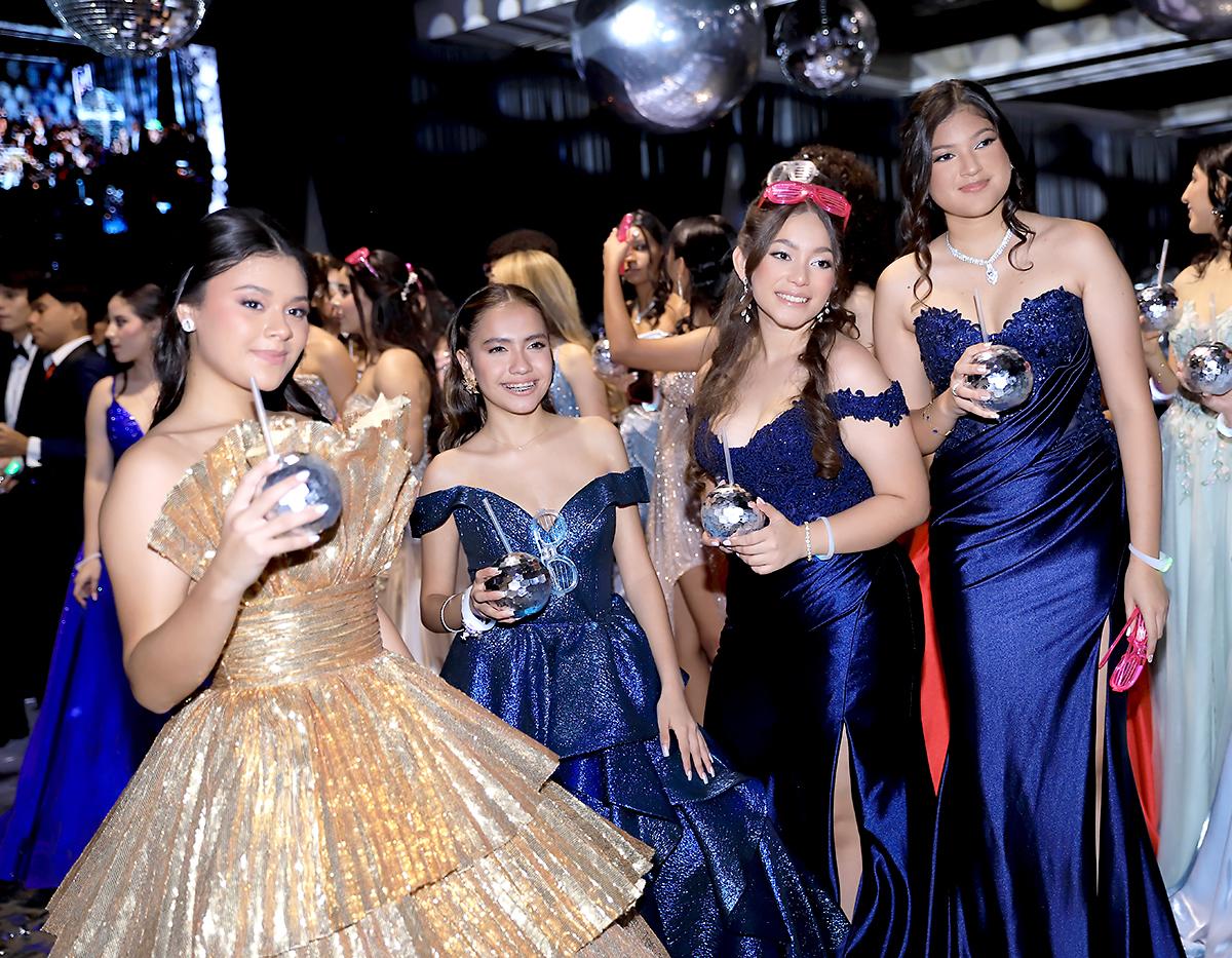 Fiesta de la prom 2025 de Mayan School