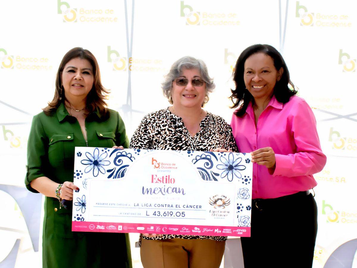 Lorena Alfaro, Yessylle Sheran y Gracibel Gómez, del Comité Auxiliar de la Fundación Liga Contra el Cáncer. Lorena Alfaro, Yessylle Sheran y Gracibel Gómez, del Comité Auxiliar de la Fundación Liga Contra el Cáncer.