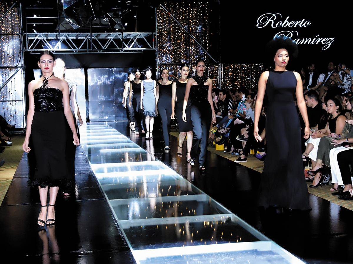 La pasarela de Roberto Ramírez en total black para la primera edición de ESTILO Moda