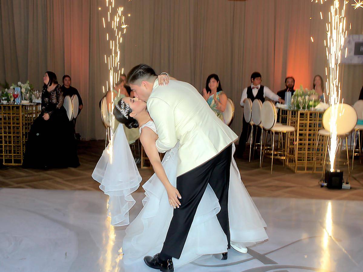 La boda de Óscar Ventura y Flora Espinoza La boda de Óscar Ventura y Flora Espinoza