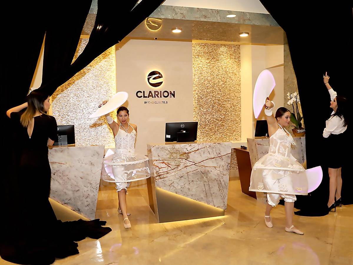 Hotel Clarion presenta su nueva recepción