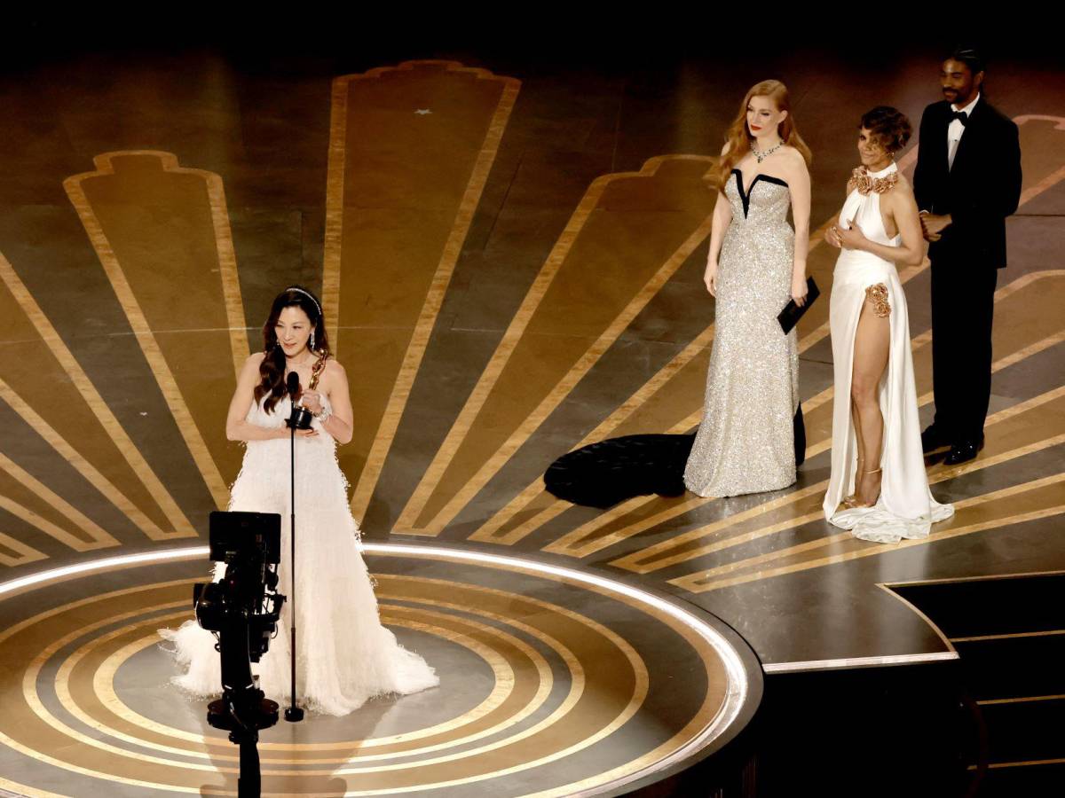 Michelle Yeoh gana el Oscar y hace historia Michelle Yeoh gana el Oscar y hace historia