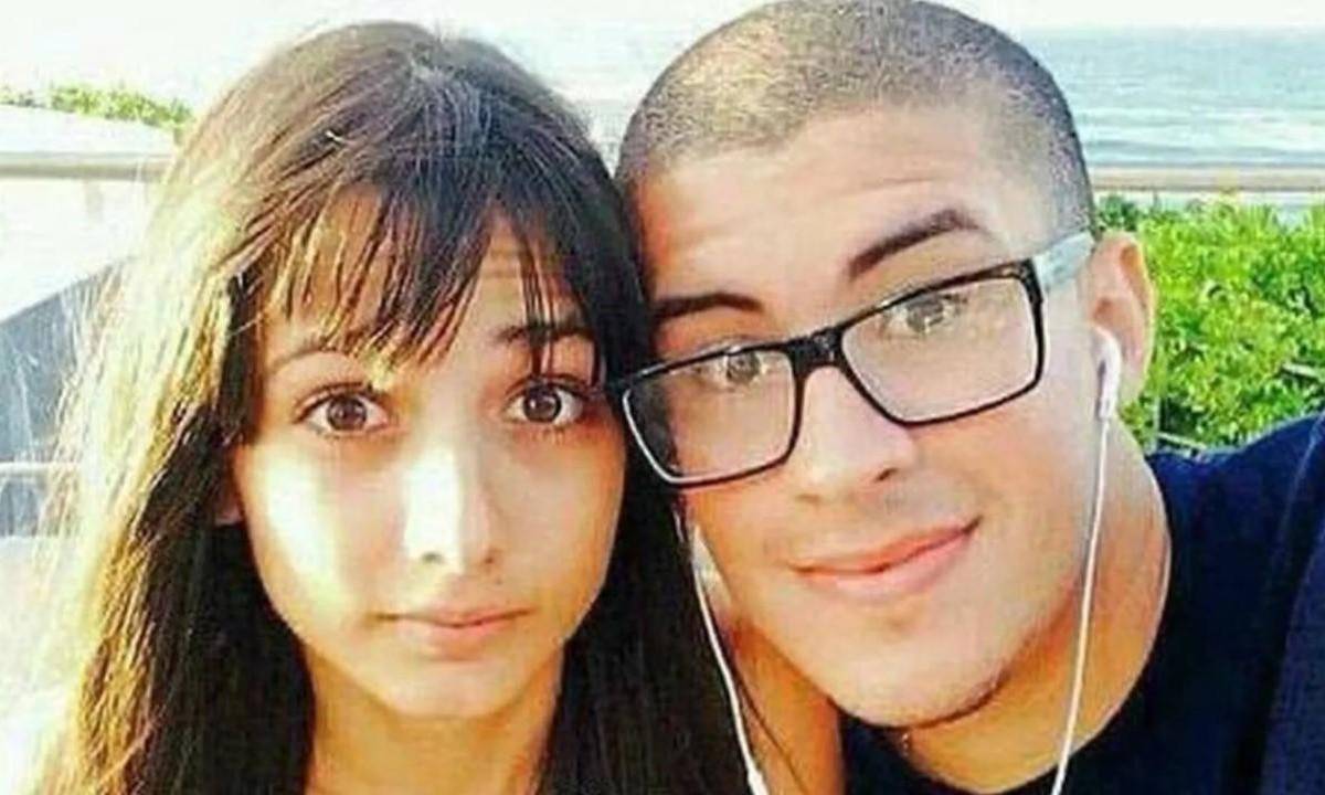 Benito y Carliz cuando eran novios Benito y Carliz cuando eran novios