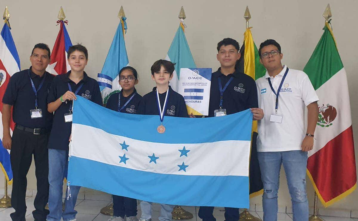 Marcelo Barea, Medalla de BRONCE en OMCC 2023. Marcelo Barea, Medalla de BRONCE en OMCC 2023.
