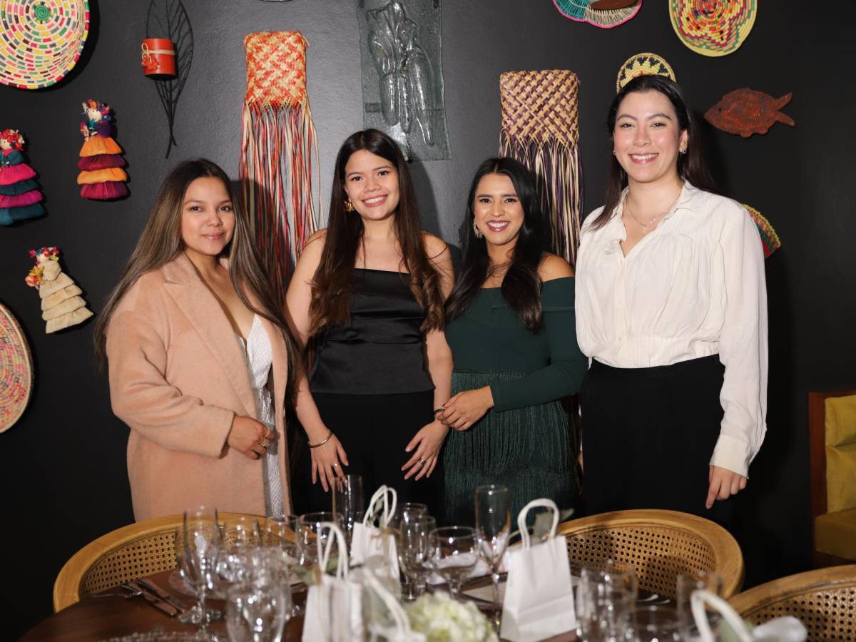 Ana Gómez, Alejandra Figueroa, Norma Farías y Tali Espinoza.