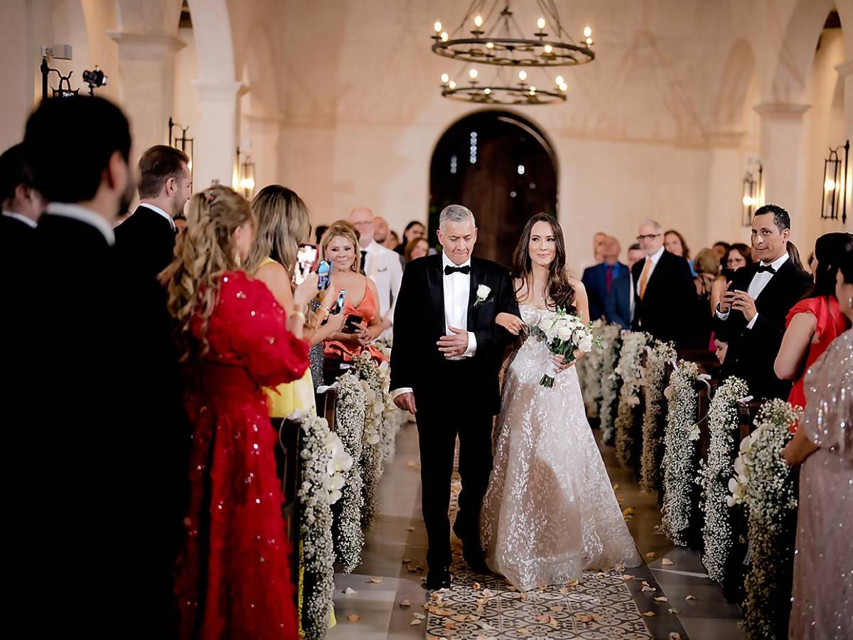 La novia del brazo de su padre, Oscar Merlo La novia del brazo de su padre, Oscar Merlo