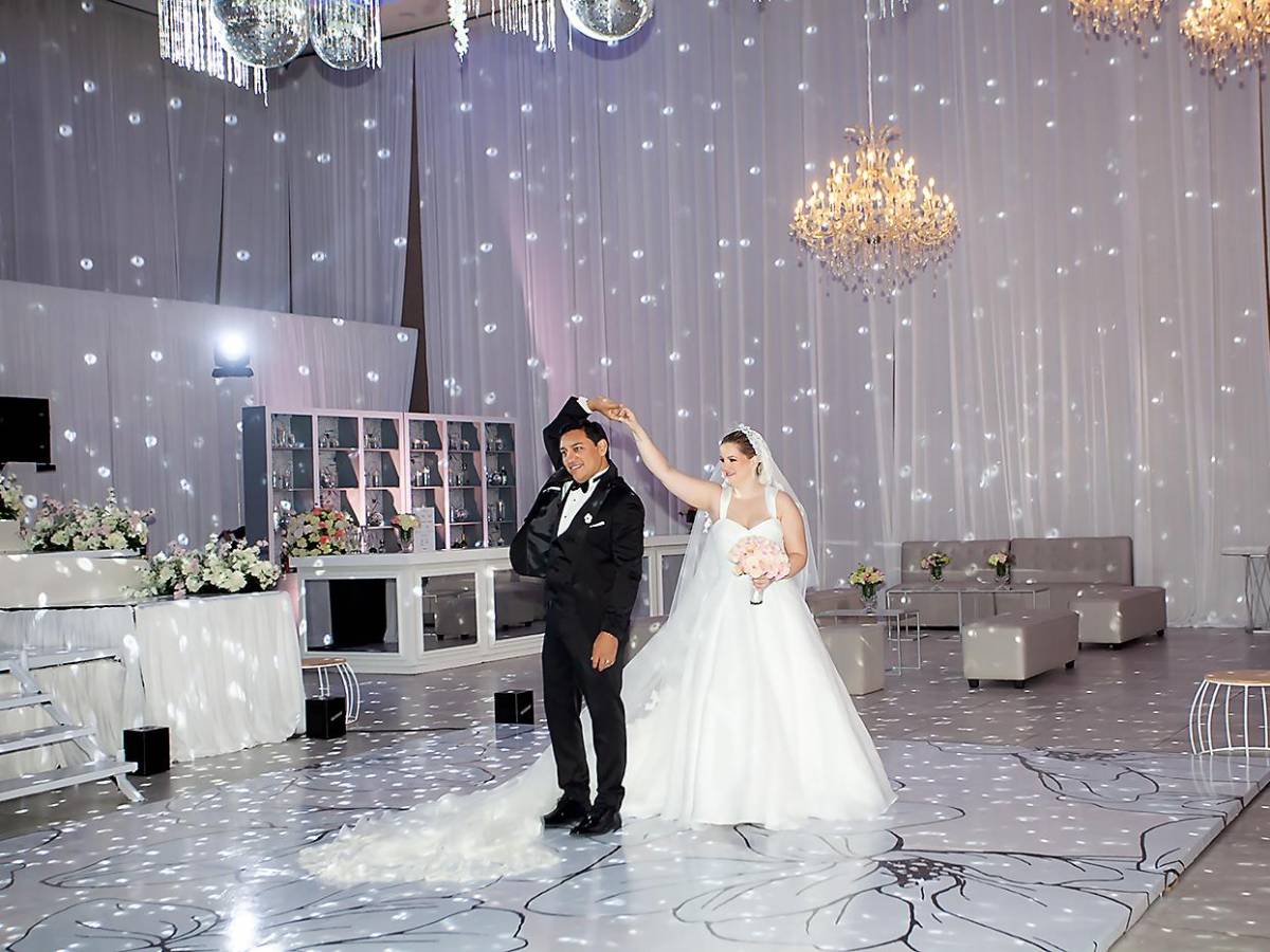 La boda de José Luis Martínez y Melissa Wolozny La boda de José Luis Martínez y Melissa Wolozny