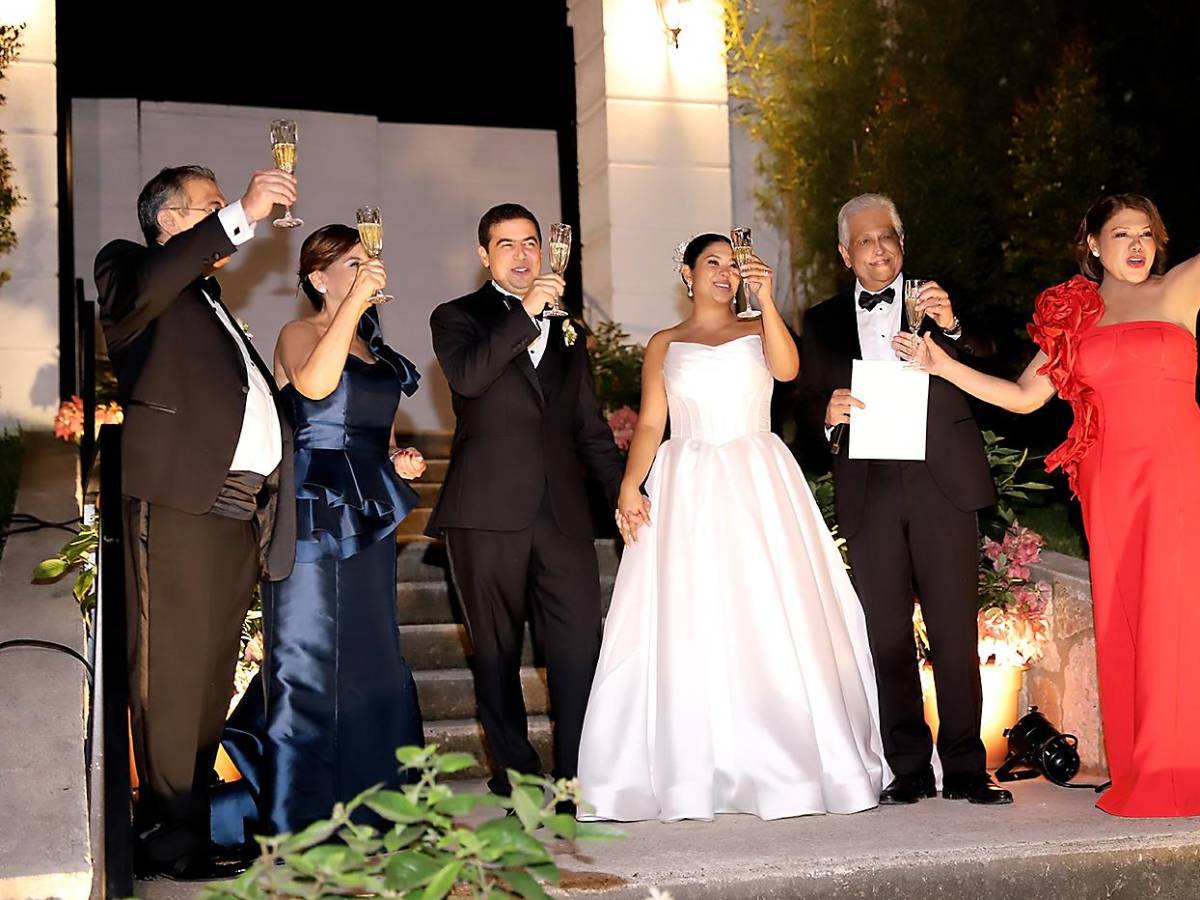 La boda de Próspero Castellanos y María Isabel Simón La boda de Próspero Castellanos y María Isabel Simón