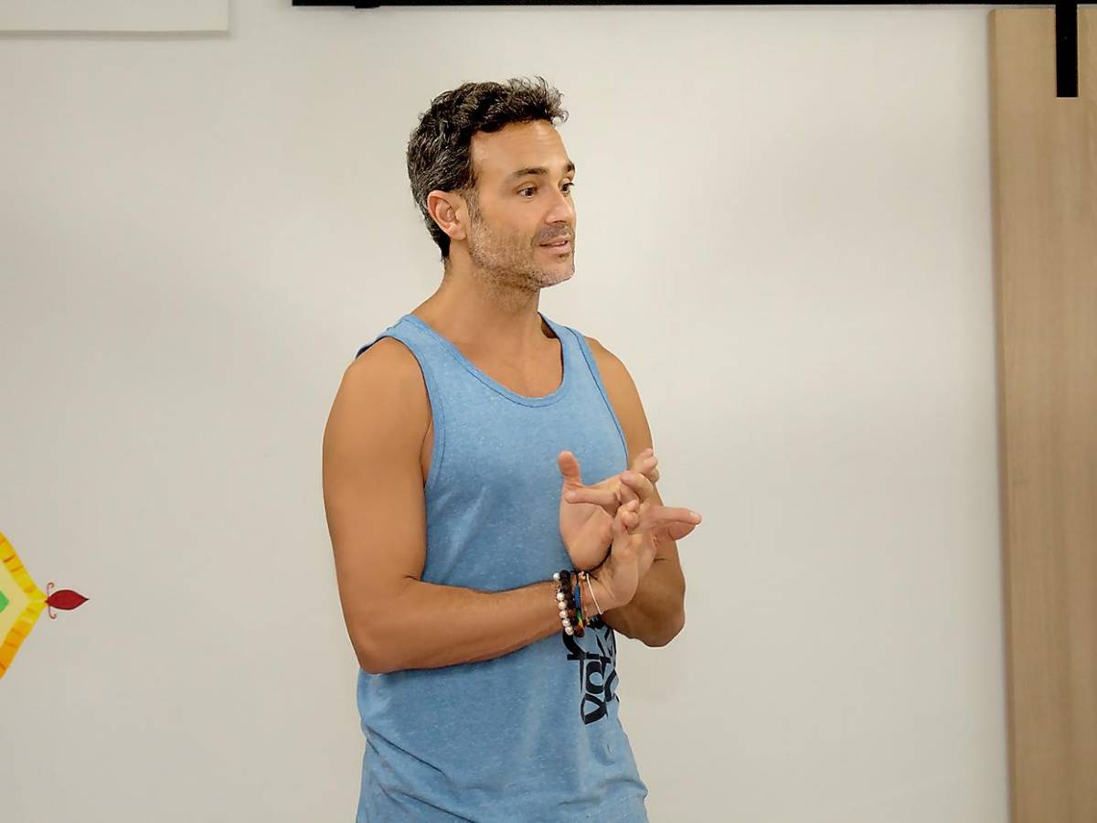 - El maestro internacional de yoga Esteban Salazar. - El maestro internacional de yoga Esteban Salazar.