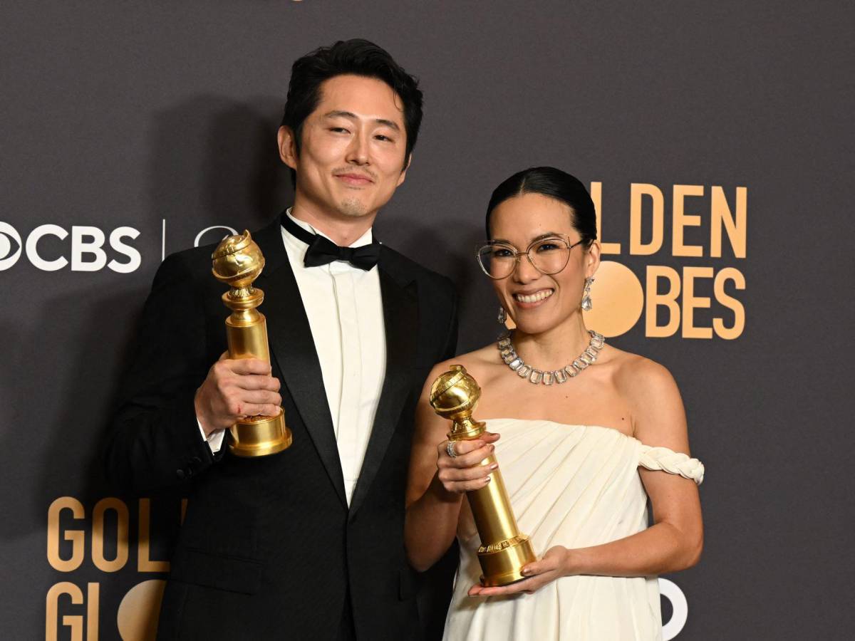 Steven Yeun y Ali Wong triunfaron como Mejor Actor y Actriz de Miniserie por la fabulosa producción de Netflix; Beef