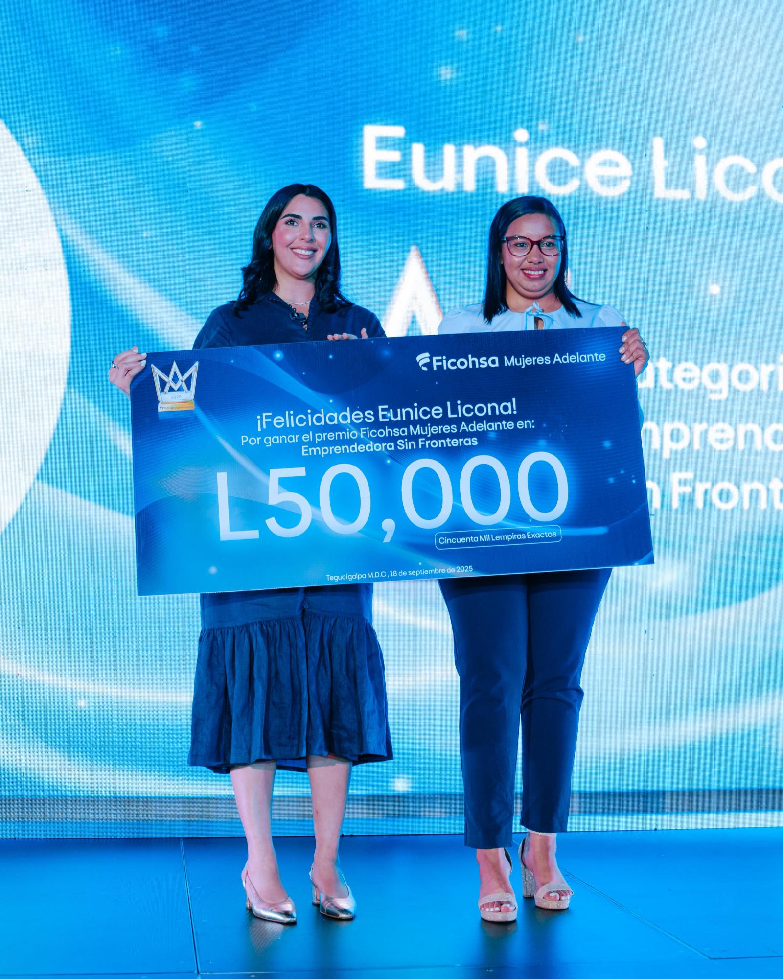 Grupo Ficohsa reconoce el emprendimiento como motor de desarrollo en Honduras Grupo Ficohsa reconoce el emprendimiento como motor de desarrollo en Honduras