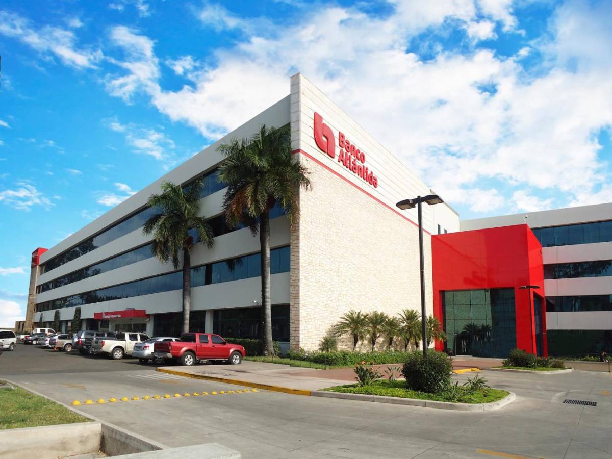 Banco Atlántida cumple hoy 110 años siendo el socio estratégico del desarrollo de Honduras Banco Atlántida cumple hoy 110 años siendo el socio estratégico del desarrollo de Honduras
