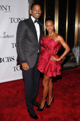 Will Smith & Jada Pinkett Smith : Casados desde hace más de 15 años, Will y Jada han logrado mantener un matrimonio estable a pesar de los recientes rumores de una posible ruptura ambos han sabido ignorar los comentarios negativos. Will Smith & Jada Pinkett Smith : Casados desde hace más de 15 años, Will y Jada han logrado mantener un matrimonio estable a pesar de los recientes rumores de una posible ruptura ambos han sabido ignorar los comentarios negativos.