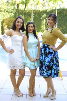 Adriana Torres, María Tabora y Sarah Dacosta. Foto: Melvin Cubas