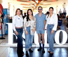 Giselle Marín, coordinadora de mercadeo de City Mall; Alejandra Ferrera de Pacer, Henry Mata, director creativo de la marca Minimal Animal y Michelle Marsan, jefe comercial de segmentos Grupo Opsa.