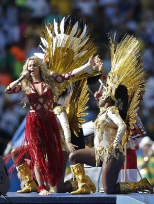 Shakira en la clausura de la Copa Mundial