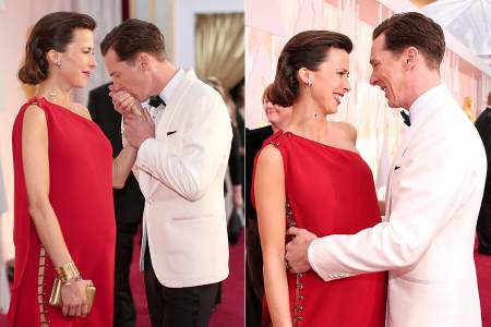 Los recién casados Benedict Cumberbatch y Sophie Hunter lucieron muy enamorados en la alfombra roja y lo demostraron con el beso que Benedict, como todo un caballero, le dio en la mano a su esposa.