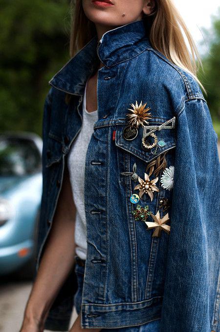 El fascinante viaje de la Chaqueta: desde sus orígenes hasta la moda actual El fascinante viaje de la Chaqueta: desde sus orígenes hasta la moda actual