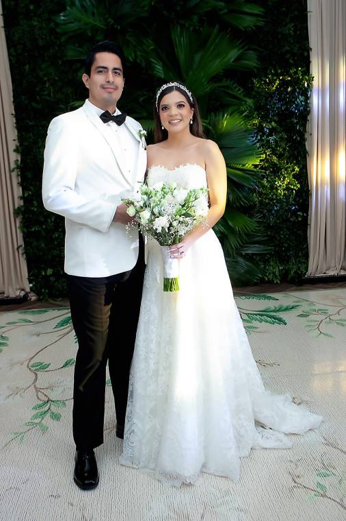 La boda de Carlos Valladares y Michelle Romero