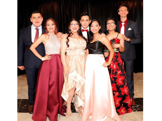 Red Carpet: Prom de los Seniors 2019 de La Estancia School