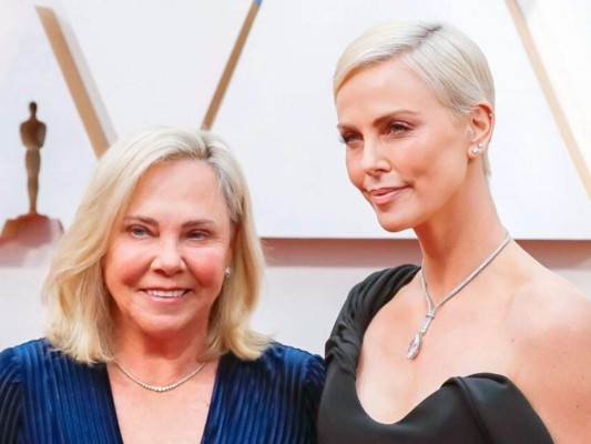 Famosos que fueron a los Oscars 2020 con sus madres