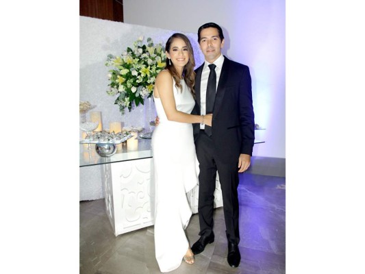 Xavier Lacayo y Adriana Corrales se casan por lo civil  