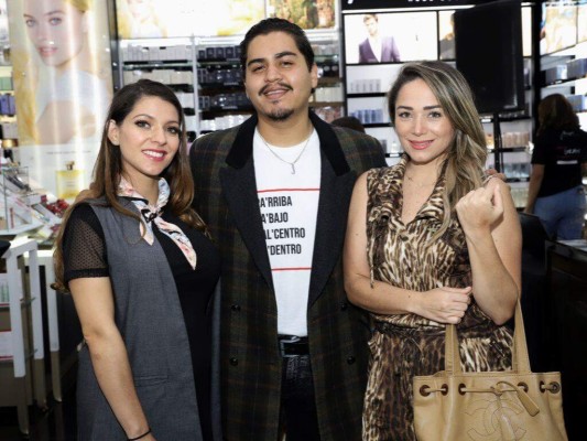 Sofie Clare, Jeyson Garcia, Besy Mora Sofie Clare, Jeyson Garcia, Besy Mora