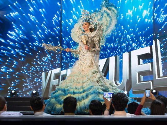 Los mejores trajes típicos de Miss Universo