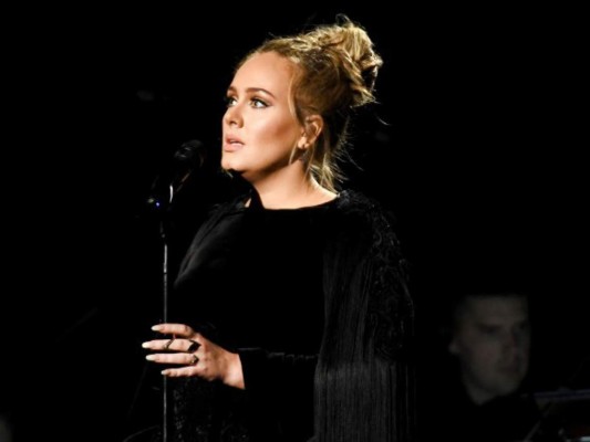 Fans preocupados por la pérdida de peso de Adele