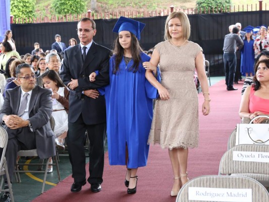 Graduación seniors 2016 del Centro Escolar Antares